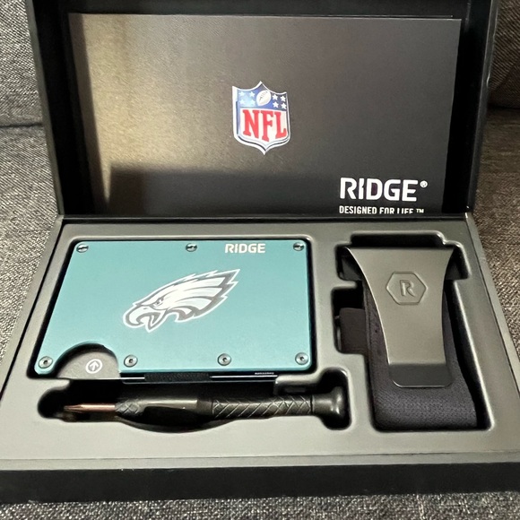 The Ridge Other - The Ridge Slim RFID-Blocking Wallet w/Cash Strap+Clip, Philadelphia Eagles, NIB